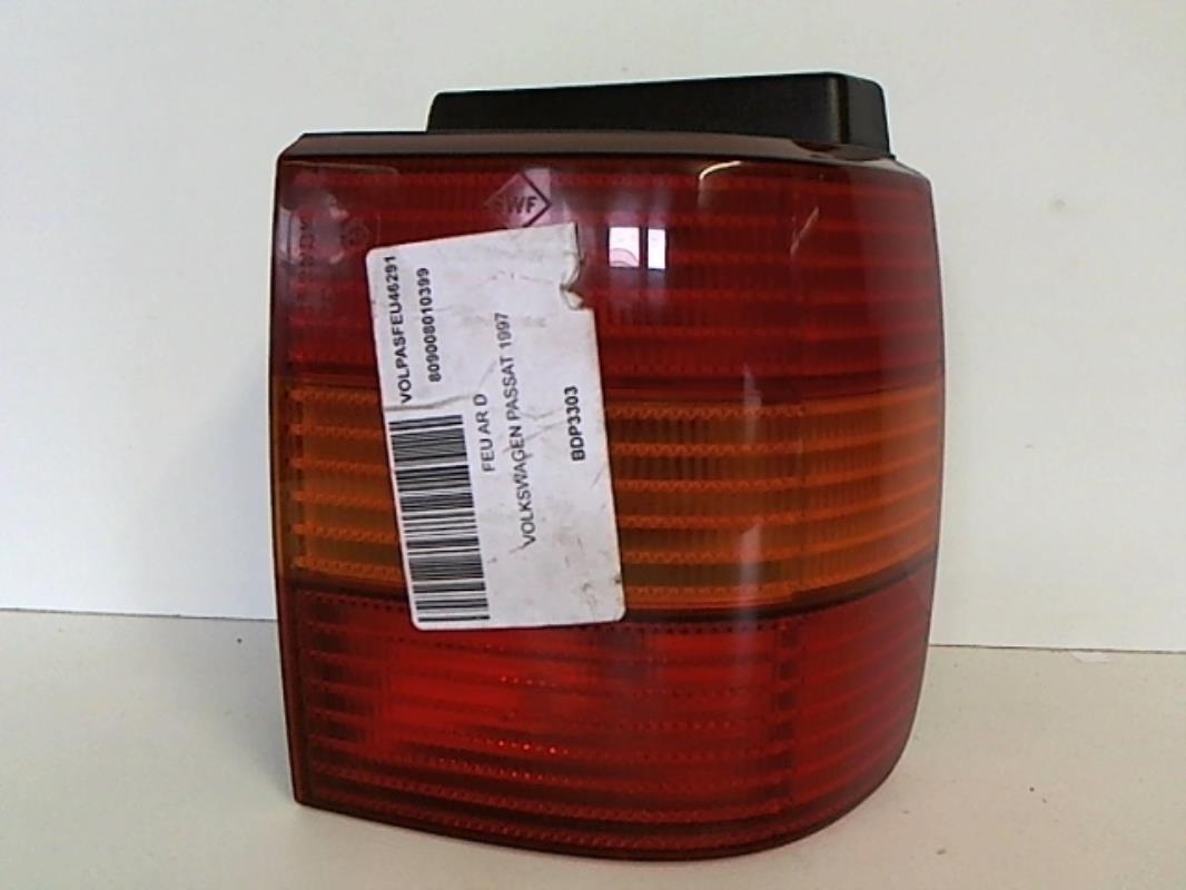 Fanale posteriore principale destro (luci) VOLKSWAGEN PASSAT 3 PHASE 2  - 1