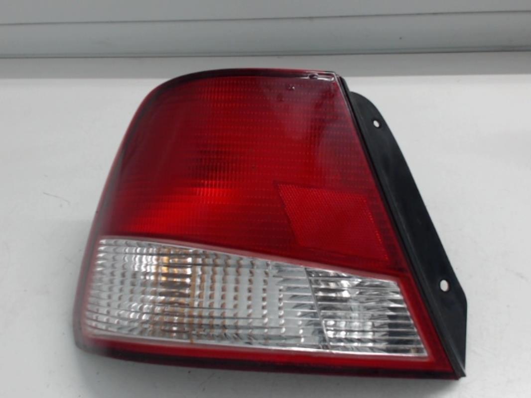 Fanale posteriore principale sinistro (luci) HYUNDAI ACCENT 1 Gasolina - 1