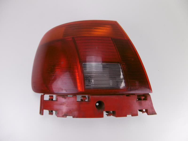 Fanale posteriore principale sinistro (luci) AUDI A4 1  - 1