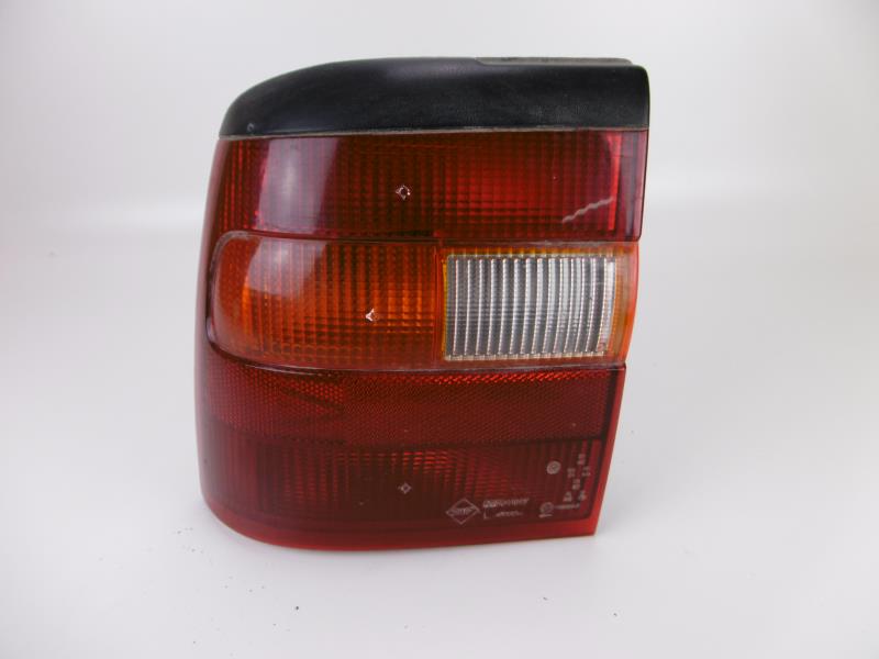 Fanale posteriore principale sinistro (luci) OPEL VECTRA B PHASE 2 BREAK  - 1