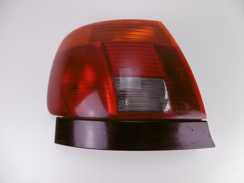 Fanale posteriore principale sinistro (luci) AUDI A4 1  - 1