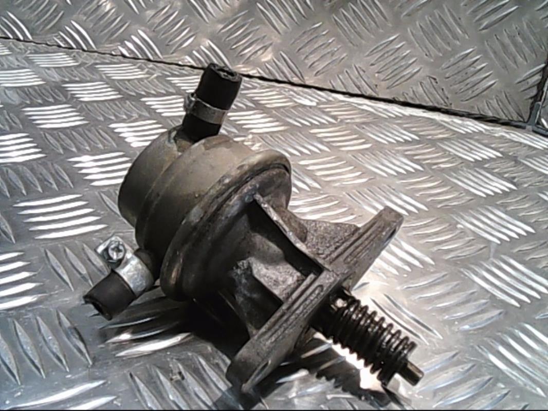 Pompe à carburant VOLKSWAGEN POLO 2 PHASE 2 COUPE Essence - 1
