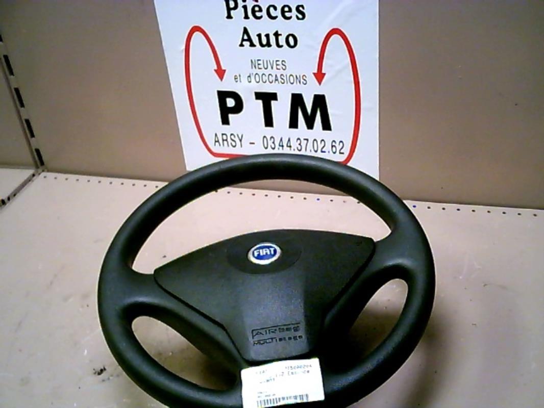 Volant FIAT STILO Essence - 1