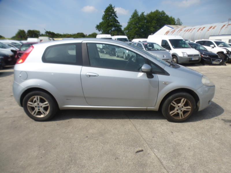 Image Retroviseur droit - FIAT GRANDE PUNTO