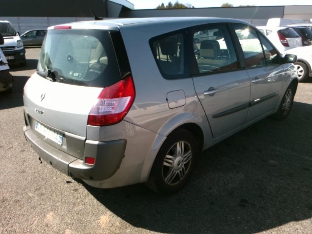 Image Capot - RENAULT GRAND SCENIC 2