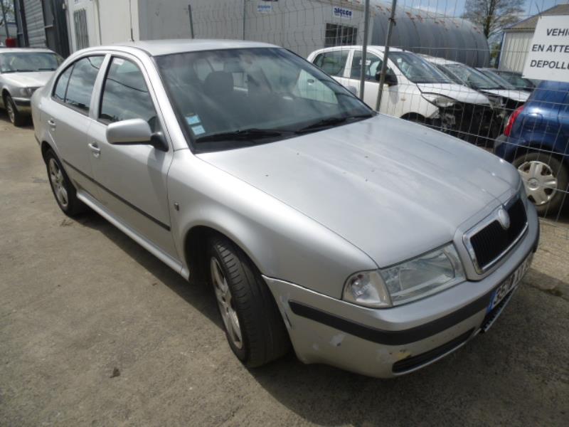 Image Retroviseur droit - SKODA OCTAVIA 1