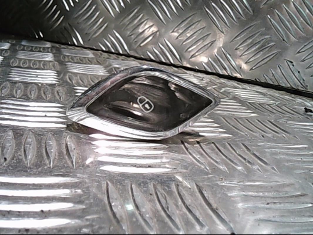 Bouton/Interrupteur CITROEN C3 2 PHASE 1 Diesel - 1