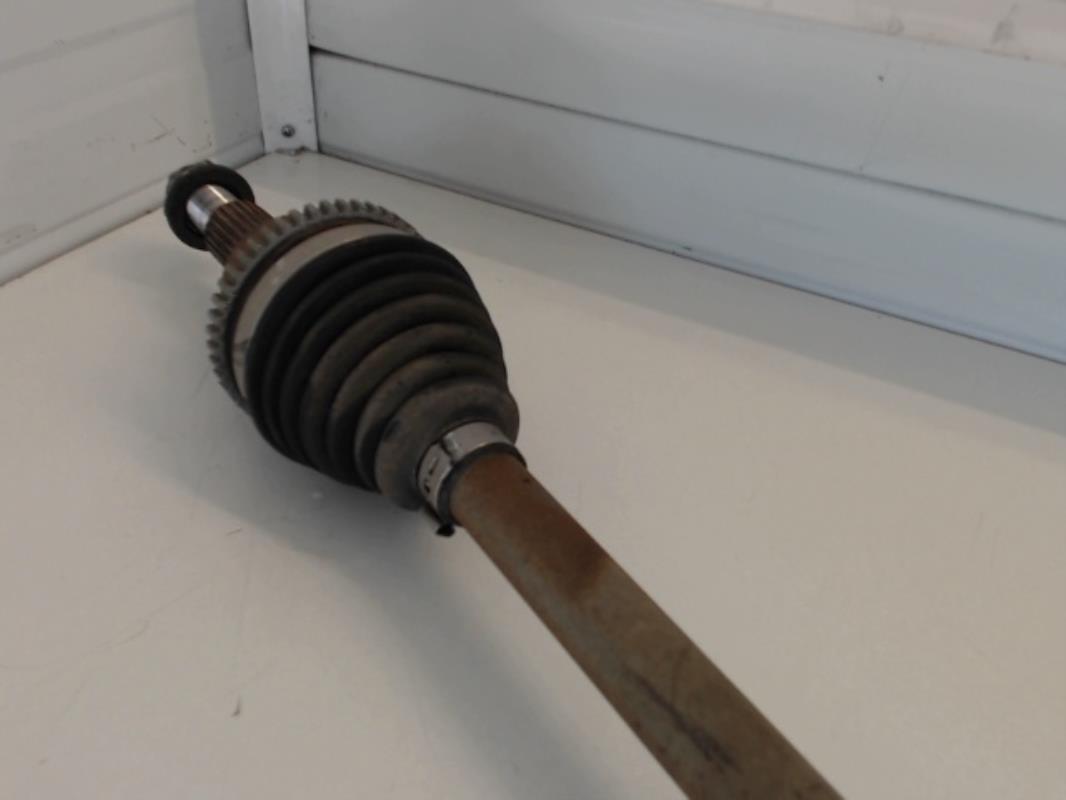 Cardan arriere droit (transmission) DACIA DUSTER 1 PHASE 1 1.5 DCI - 8V  TURBO 4X4 Diesel occasion | Opisto