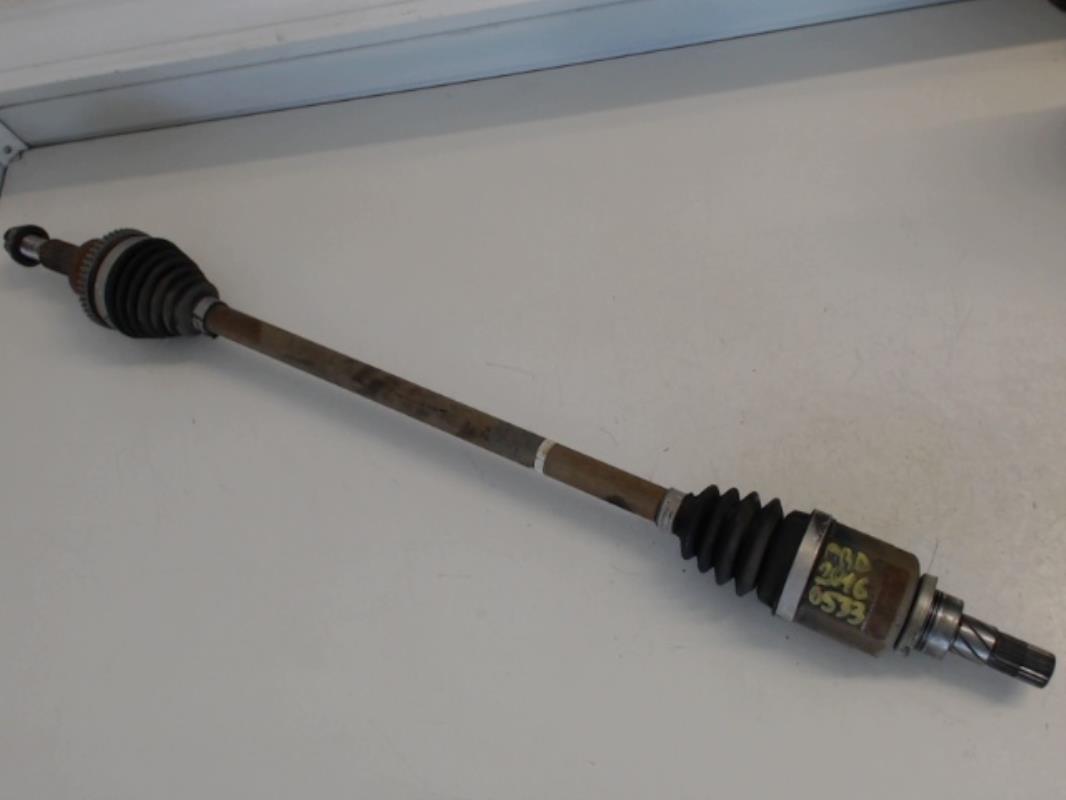 Cardan arriere droit (transmission) DACIA DUSTER 1 PHASE 1 1.5 DCI - 8V  TURBO 4X4 Diesel occasion | Opisto