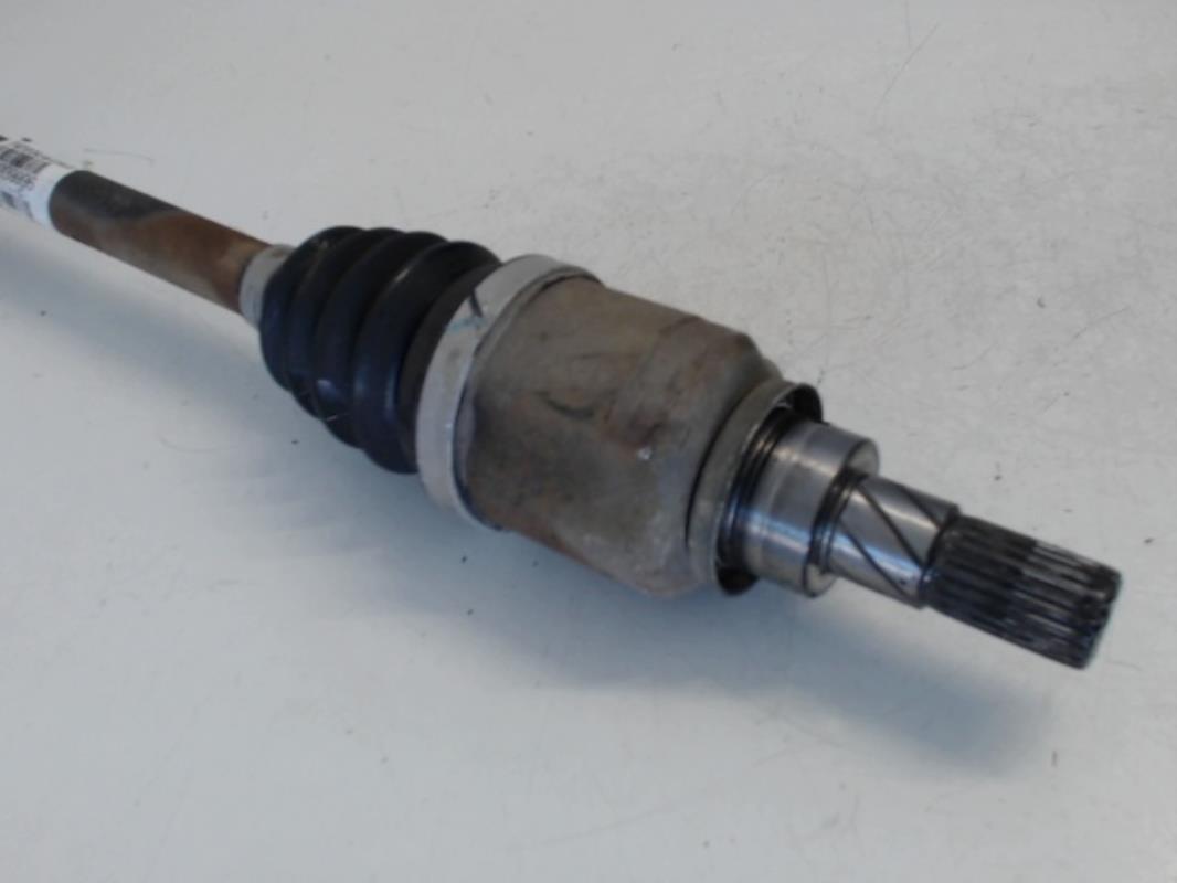 Cardán trasero izquierdo (transmisión) DACIA DUSTER 1 PHASE 1 1.5 DCI - 8V  TURBO 4X4 Diésel ocasión | Opisto