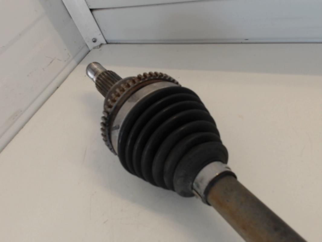 Cardán trasero izquierdo (transmisión) DACIA DUSTER 1 PHASE 1 1.5 DCI - 8V  TURBO 4X4 Diésel ocasión | Opisto