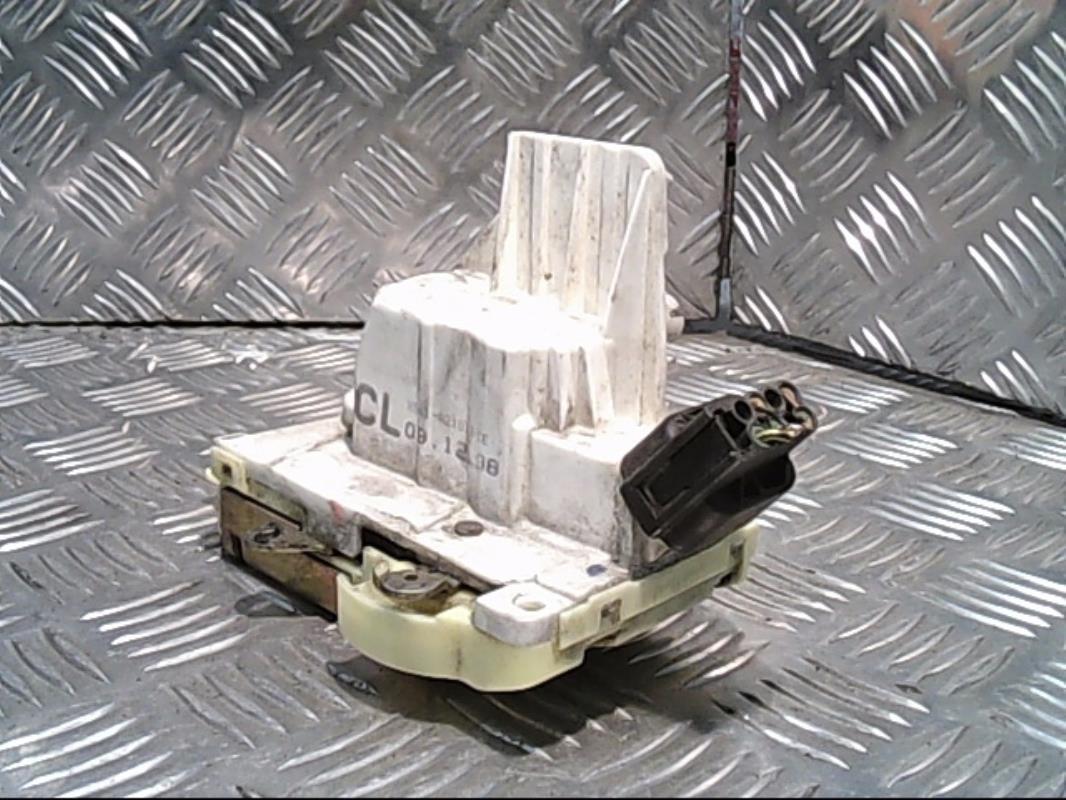 Chiusura centralizzata anteriore destra FORD FOCUS 1 BREAK Gasolina - 1