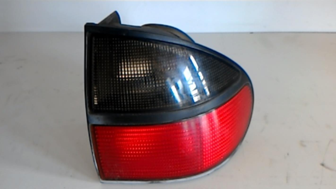 Fanale posteriore principale destro (luci) RENAULT LAGUNA 1 PHASE 1 Gasolina - 1