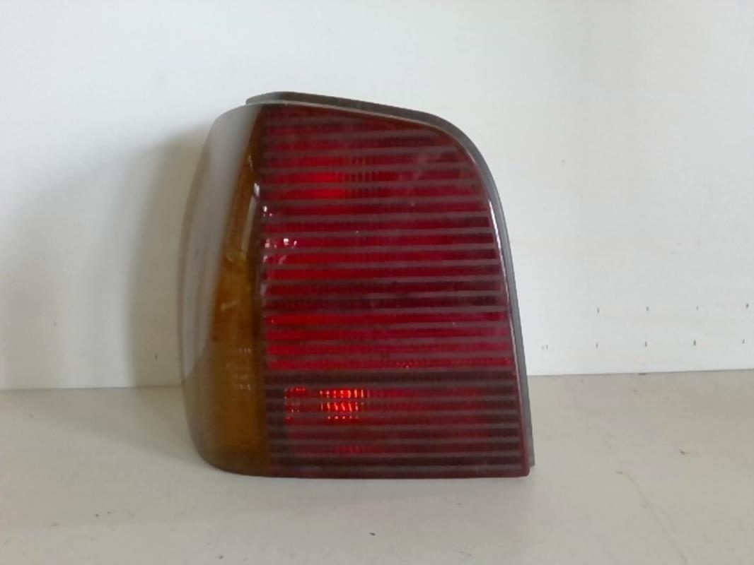 Fanale posteriore principale sinistro (luci) VOLKSWAGEN POLO 3 PHASE 1 Gasolina - 1