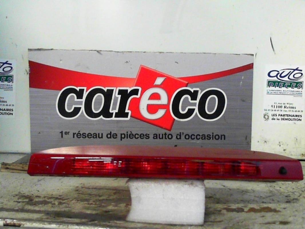Feu arriere stop central RENAULT CLIO 3  - 1