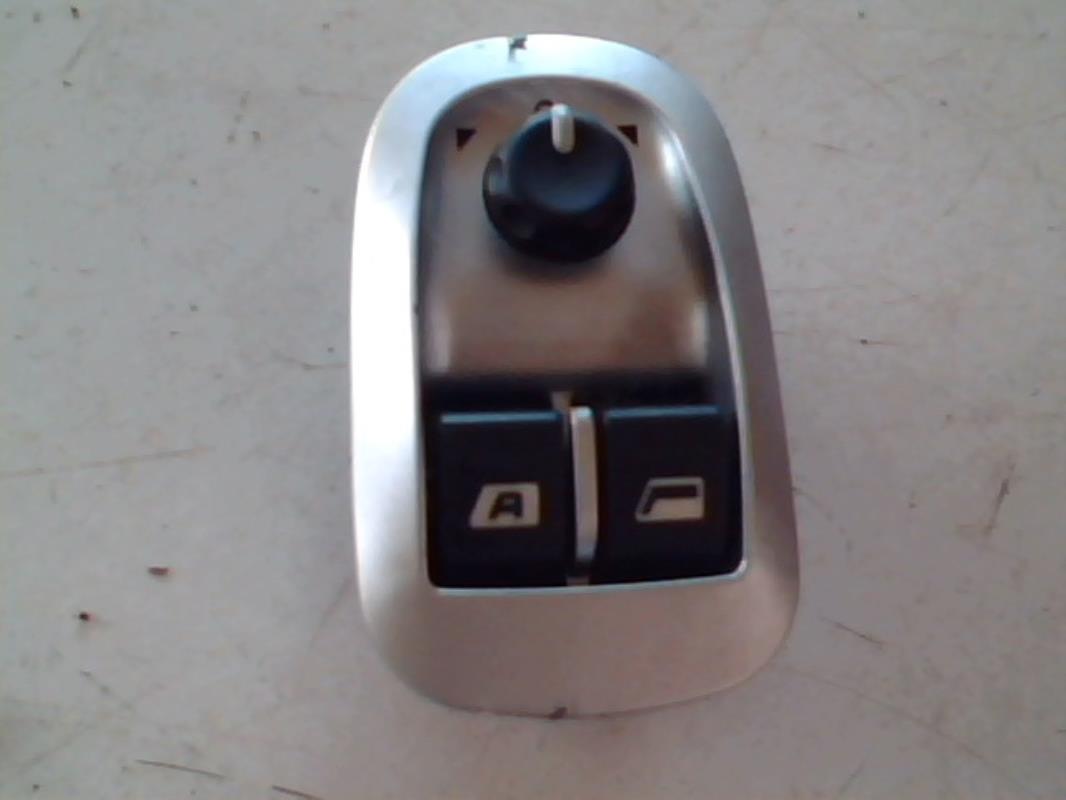 Interruttore alzacristalli PEUGEOT 206+ Diésel - 1