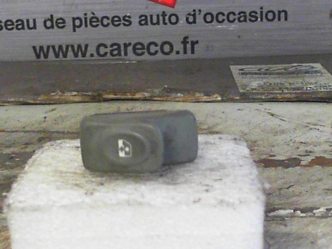 Interrupteur de leve vitre RENAULT TWINGO 1 PHASE 3 Essence - 1