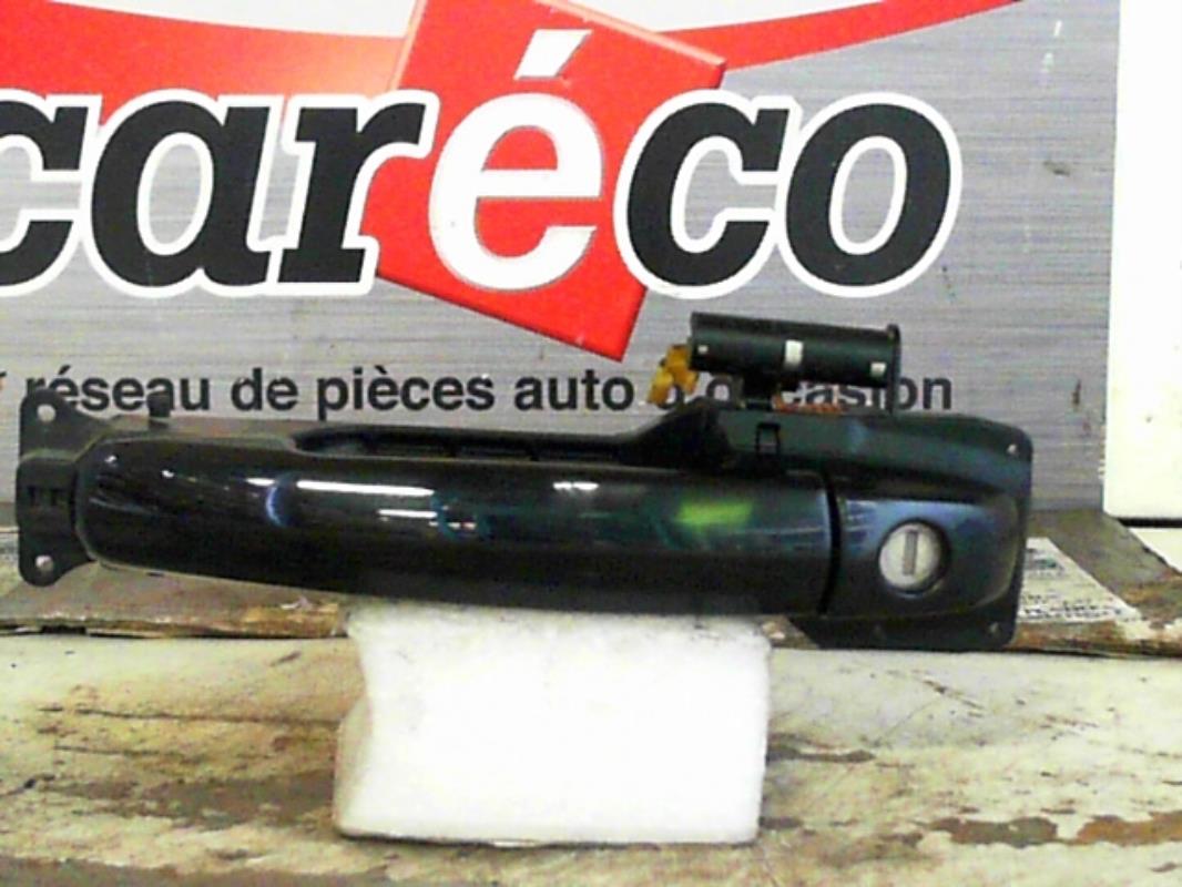 Poignee porte avant gauche SUZUKI SWIFT 3 Essence - 1