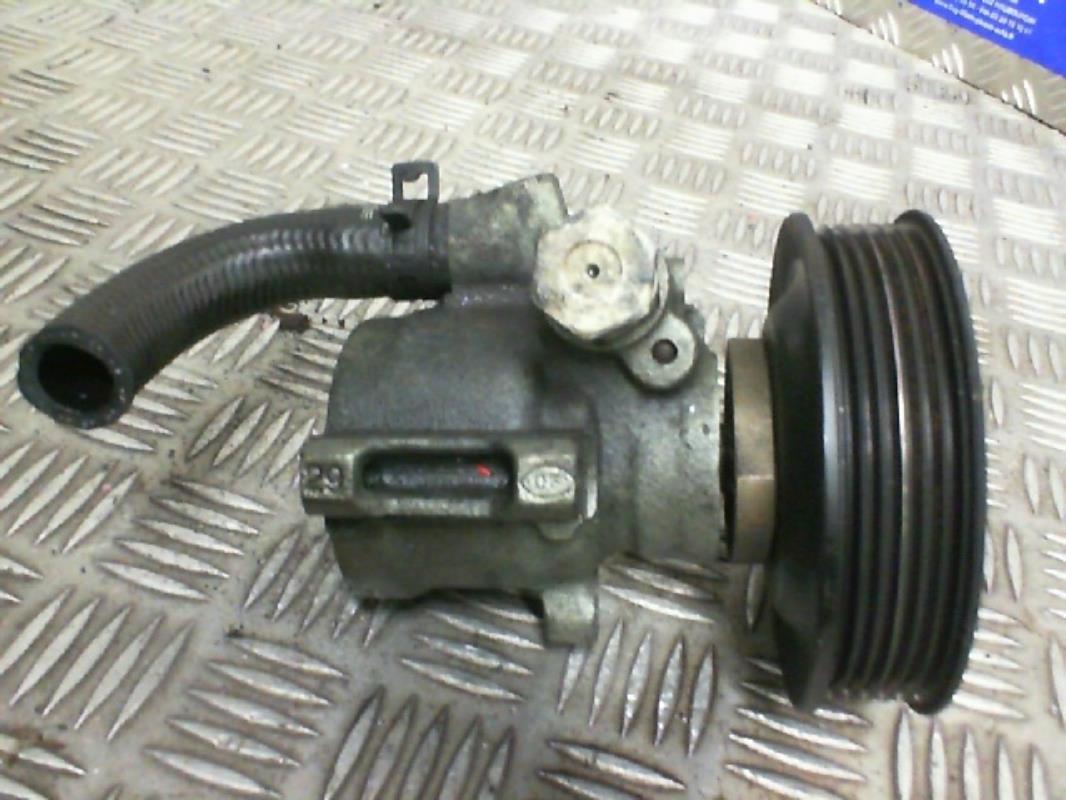 Pompe de direction VOLKSWAGEN GOLF 4 Essence - 1