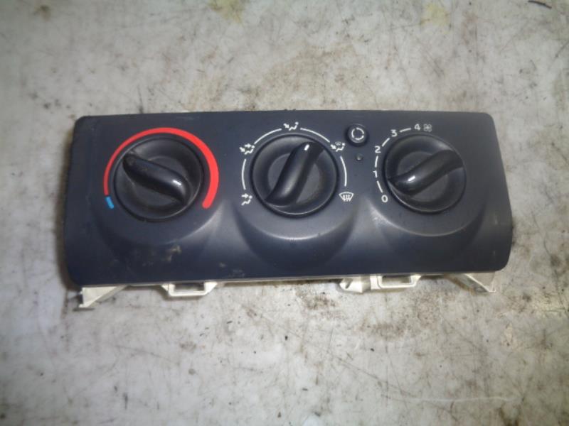 Commande chauffage RENAULT CLIO 2 PHASE 2 Diesel - 1