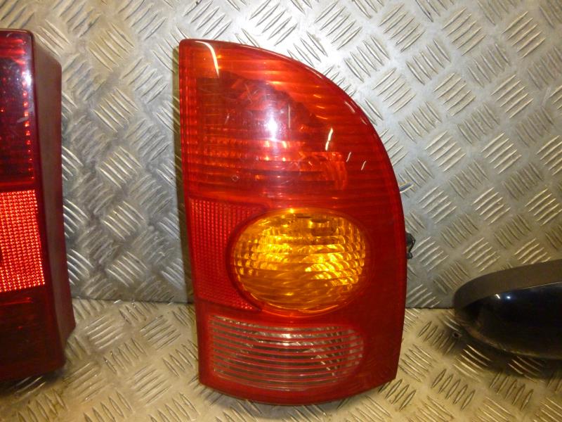 Fanale posteriore principale destro (luci) RENAULT MEGANE 1 BREAK Gasolina - 1