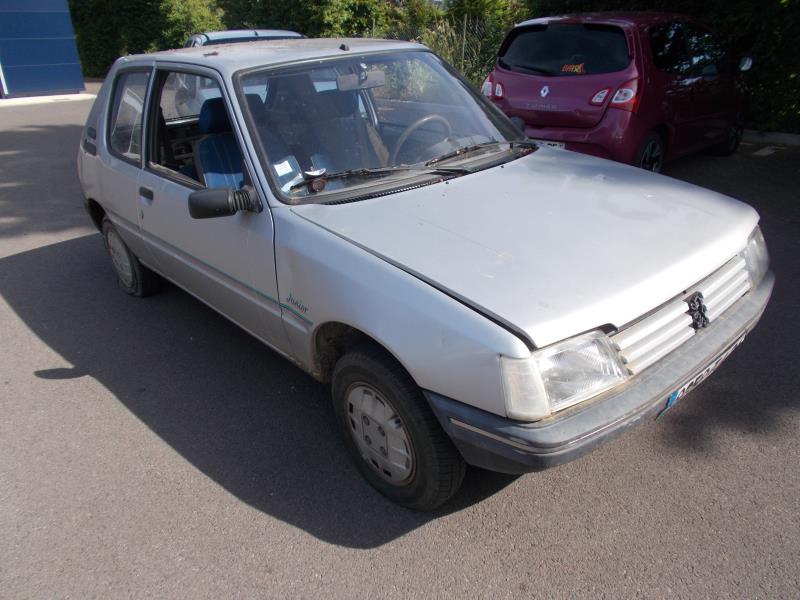 Mozzo anteriore sinistro PEUGEOT 205 PHASE 2 Gasolina - 1