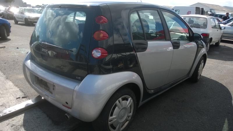 Image Feu arriere principal gauche (feux) - SMART FORFOUR 1