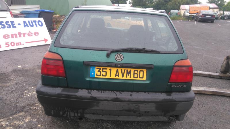 Pompe de direction VOLKSWAGEN GOLF 3 BREAK Diesel - 1