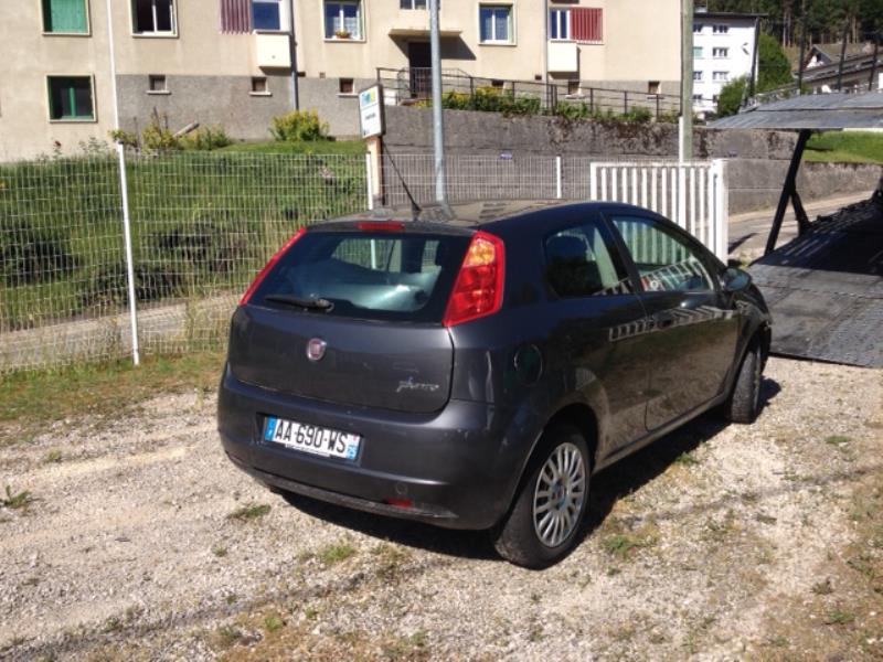Triangle avant droit