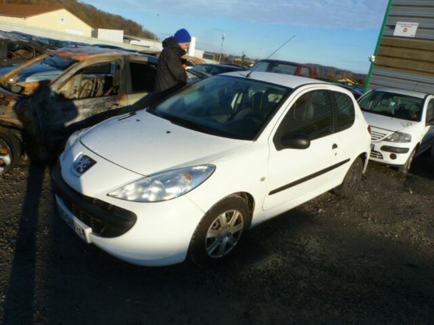 Planche de bord complete PEUGEOT 206+ Diesel - 1