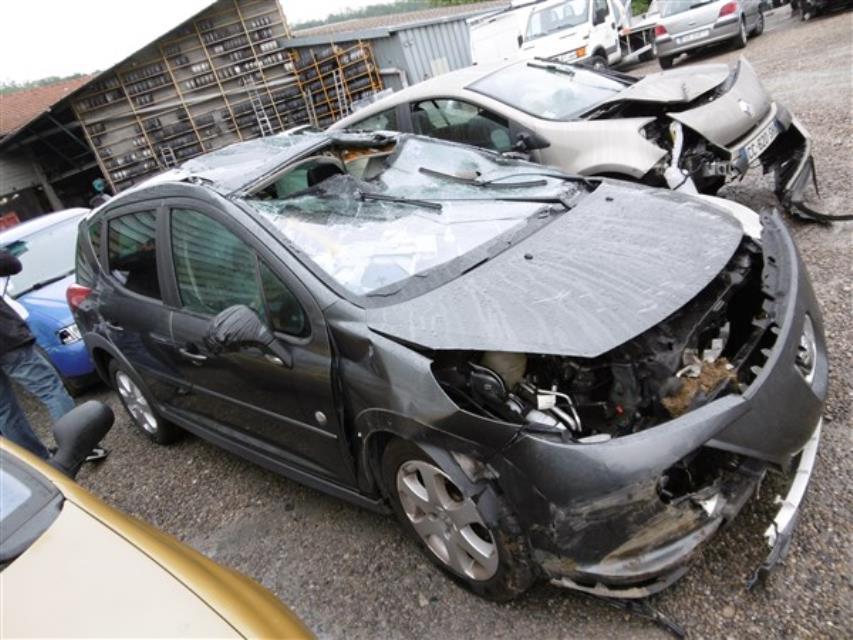 Levier de vitesses PEUGEOT 207 PHASE 1 BREAK Diesel - 1