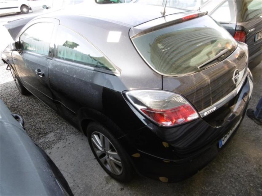 Fusee avant gauche OPEL ASTRA H GTC PHASE 2 Diesel - 1