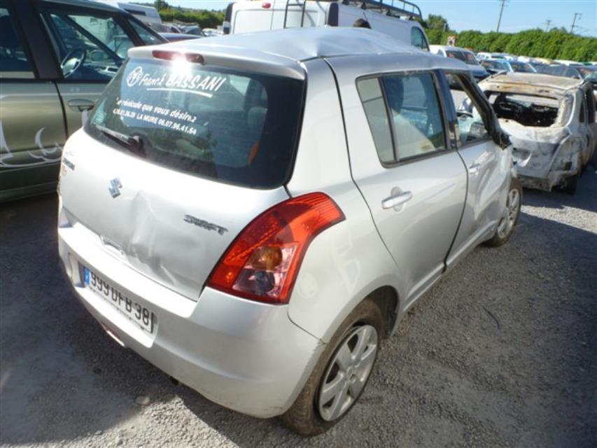 Compresseur clim SUZUKI SWIFT 3 Diesel - 1