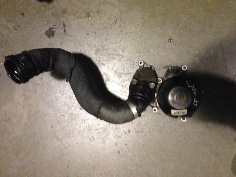 Pompe à eau BMW SERIE 1 E87 PHASE 2 Diesel - 1