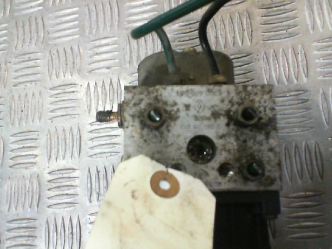 Bloc ABS (freins anti-blocage) RENAULT CLIO 2 PHASE 2 Diesel - 1