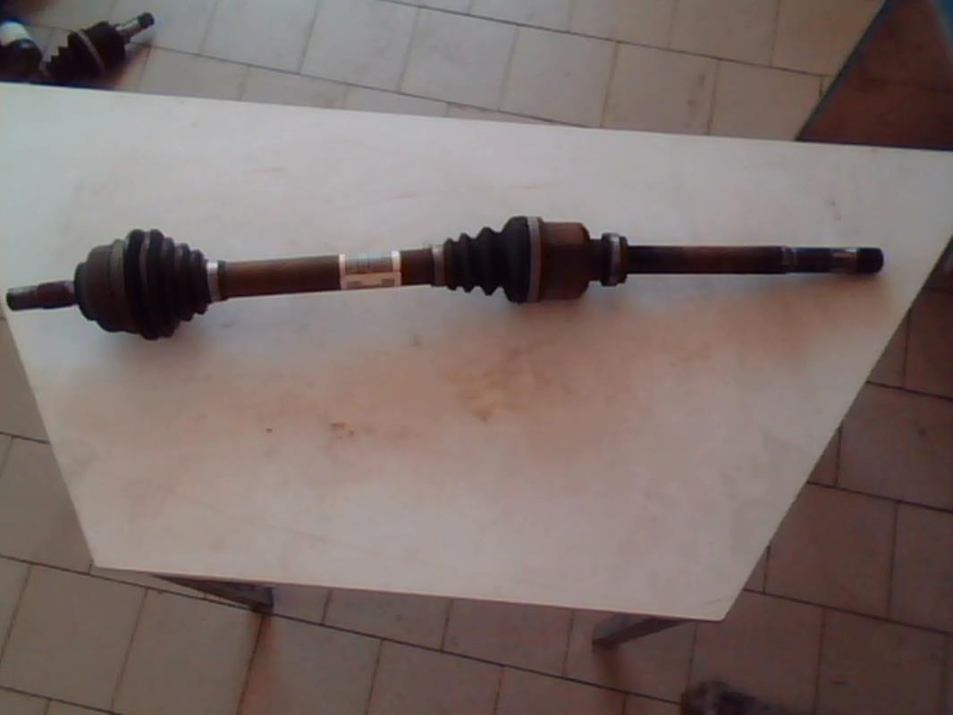 Giunto cardanico albero di trasmissione destro PEUGEOT 207 PHASE 1 CABRIOLET Diésel - 1
