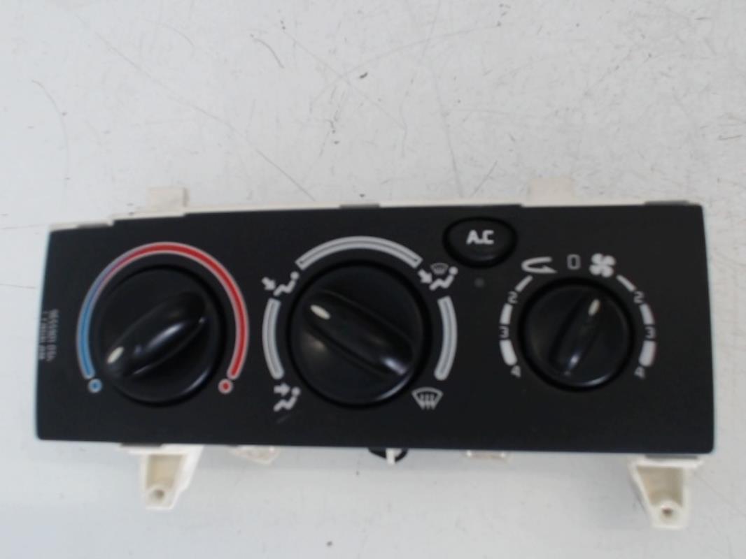 Commande chauffage RENAULT MEGANE 1 PHASE 2 Essence - 1