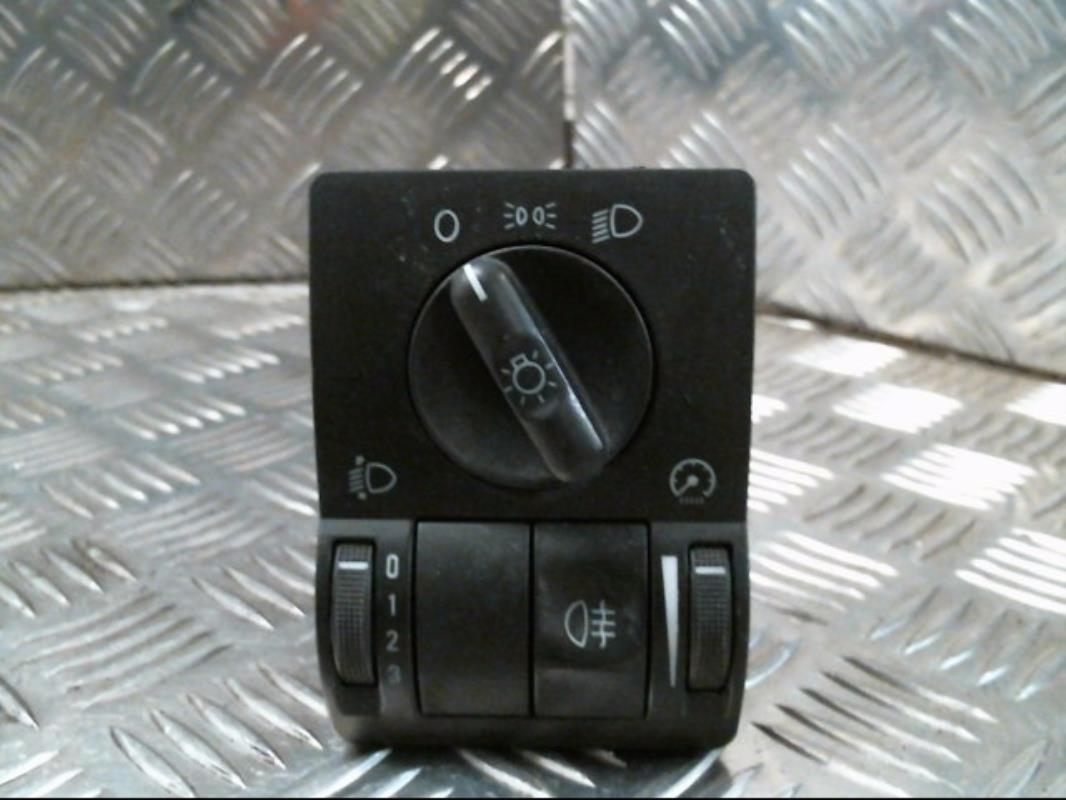 Commande de phare OPEL CORSA C PHASE 1  - 1