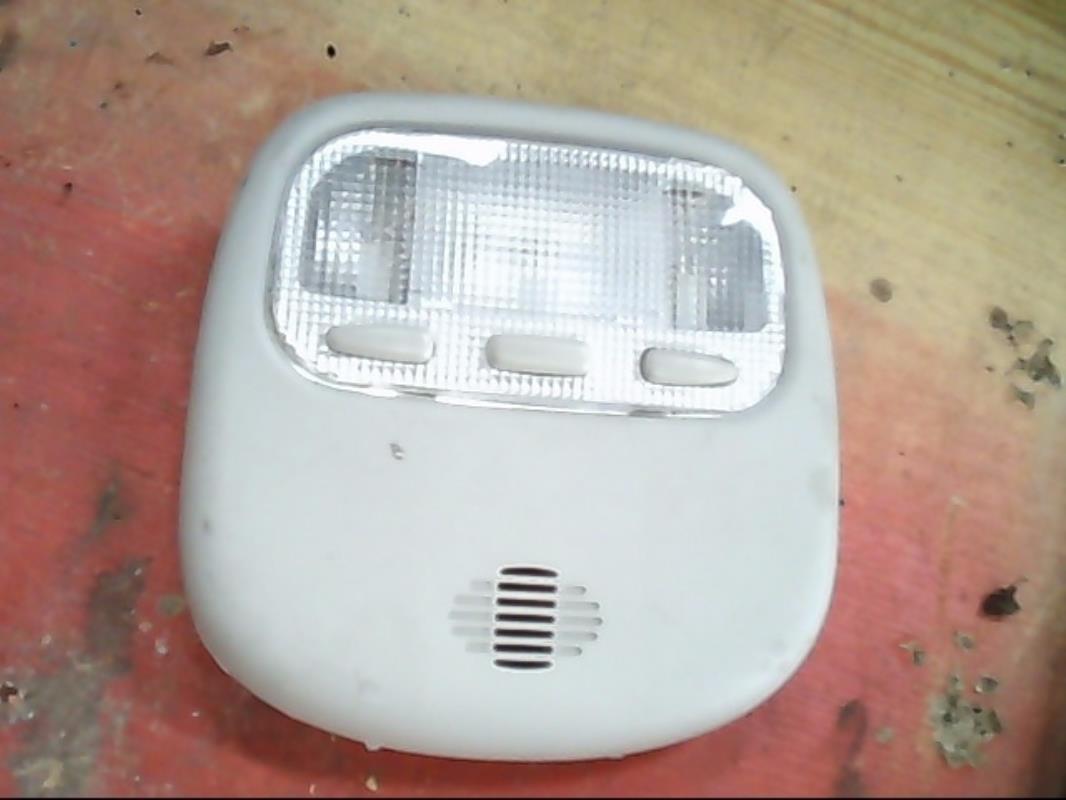 Eclairage de plafonnier PEUGEOT 407 PHASE 1 Diesel - 1