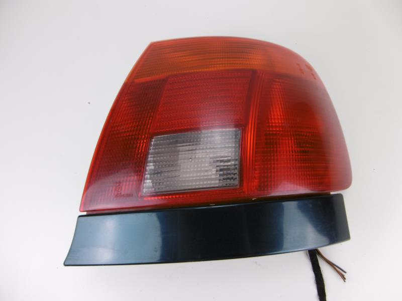 Fanale posteriore principale destro (luci) AUDI A4 1  - 1
