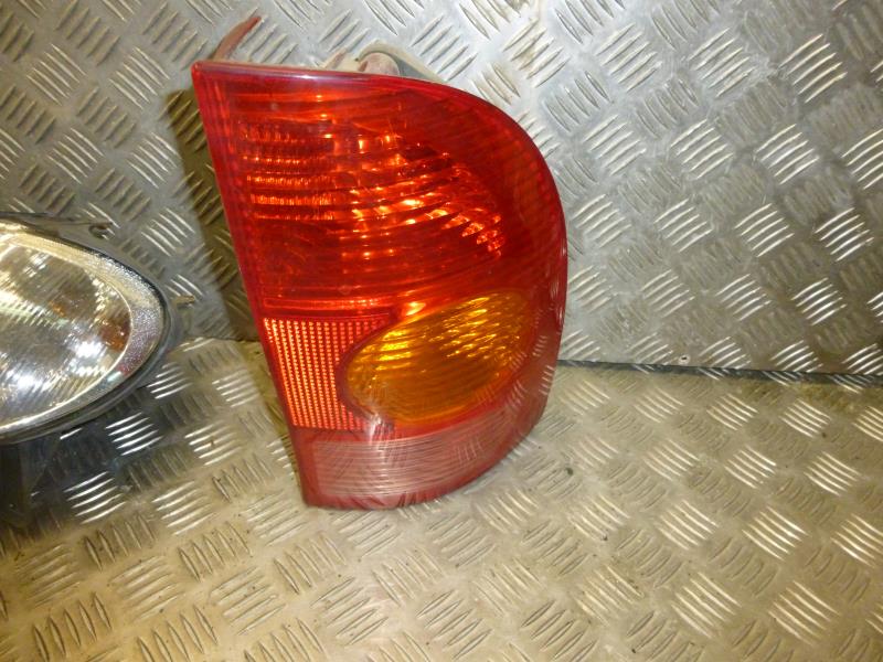 Fanale posteriore principale destro (luci) RENAULT MEGANE 1 BREAK Diésel - 1