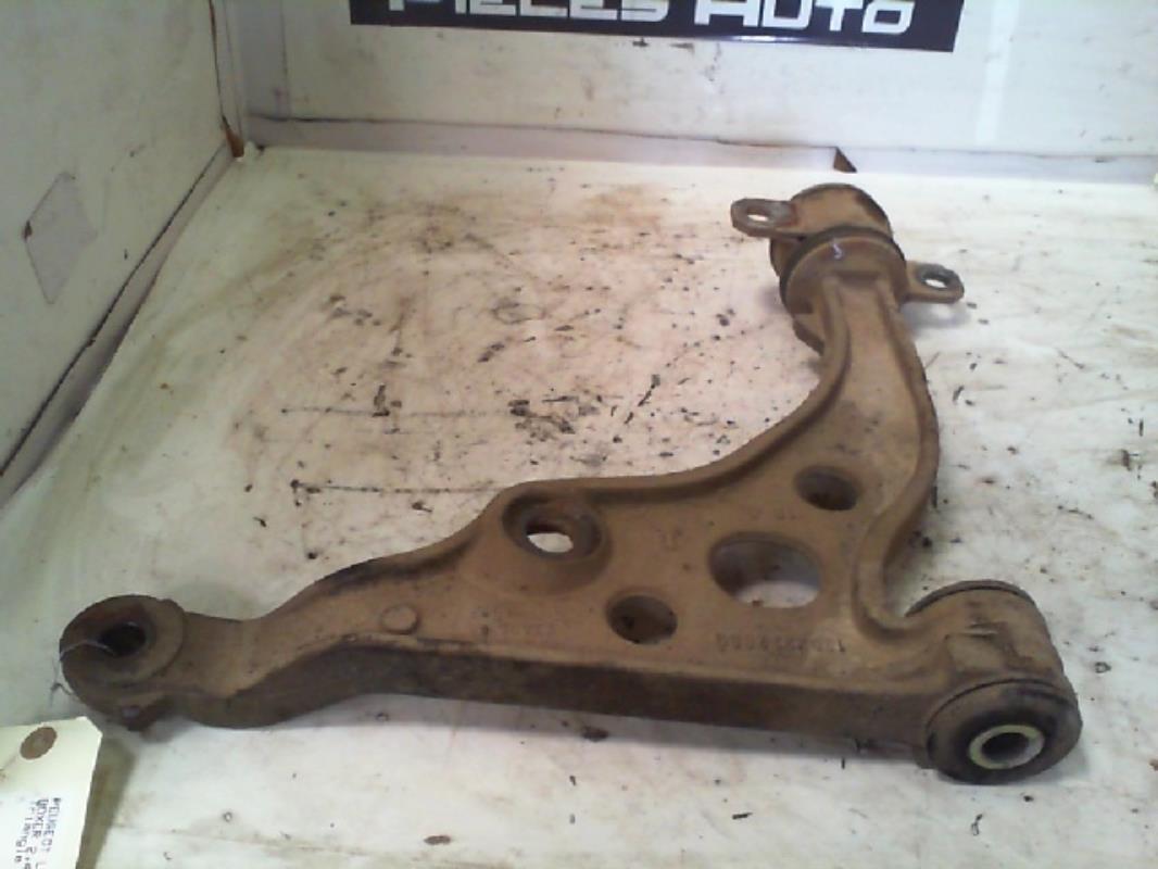 Triangle avant droit PEUGEOT BOXER 1 Diesel - 1