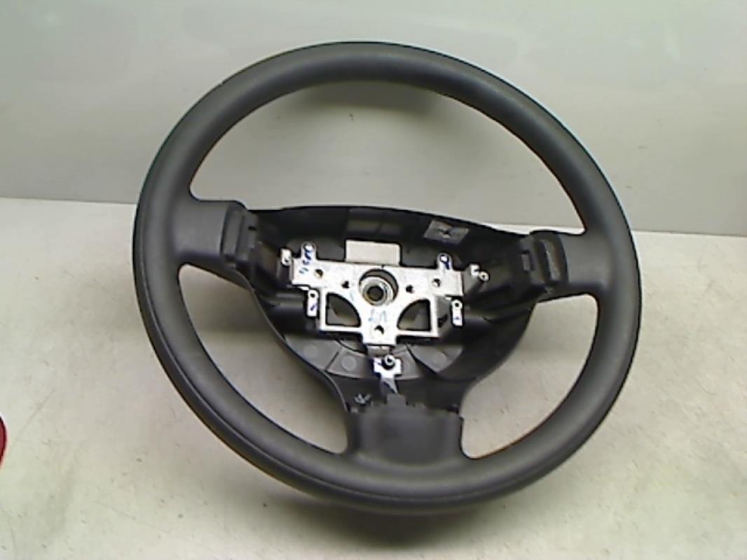 Volant HYUNDAI I 10 1 PHASE 1 Essence - 1