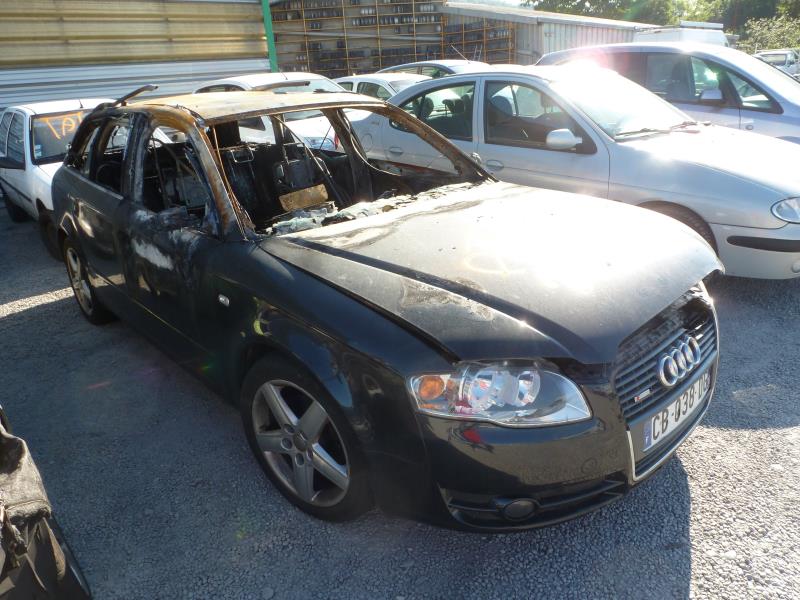 Feu arriere principal droit (feux) AUDI A4 2 AVANT PHASE 2 BREAK Diesel - 1