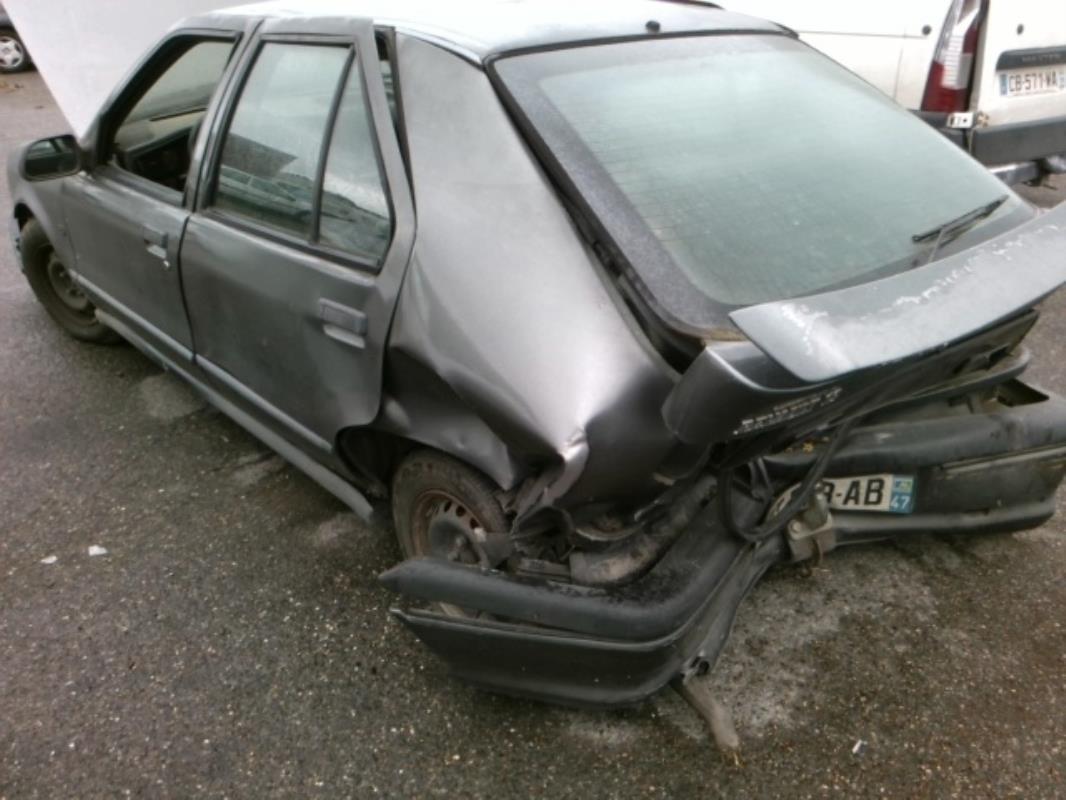 Image Leve vitre electrique avant droit - RENAULT R19