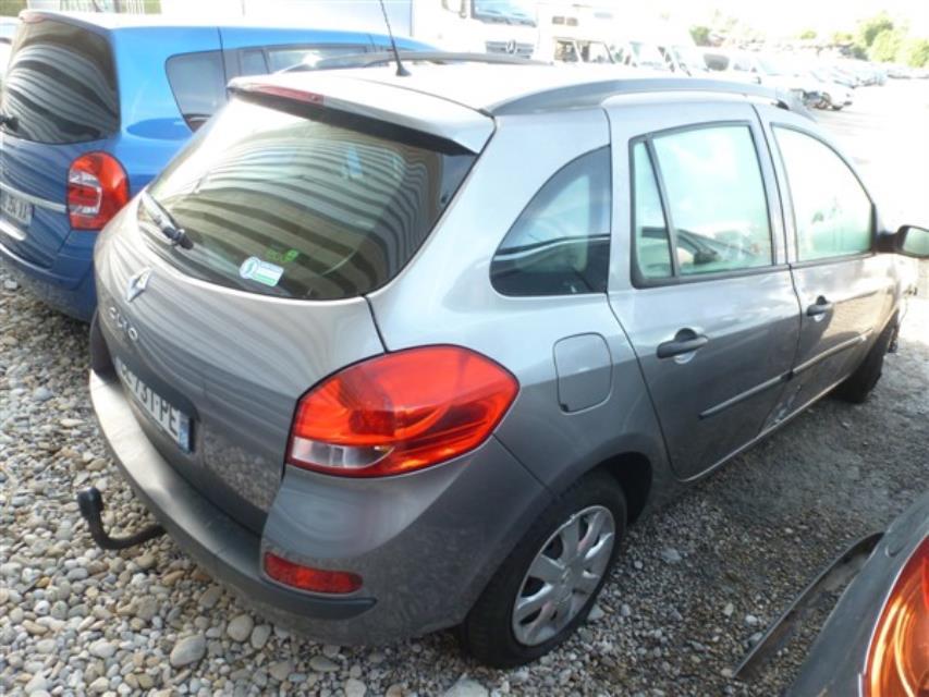 Traversa rinforzo paraurti posteriore RENAULT CLIO 3 PHASE 1 BREAK Diésel - 1