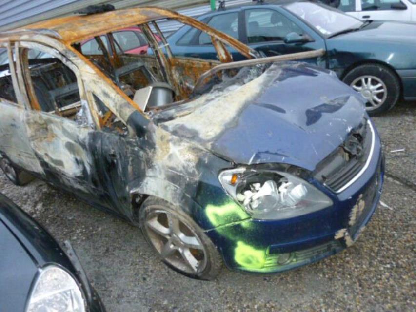 Fuso anteriore destro OPEL ZAFIRA B PHASE 1 Diésel - 1