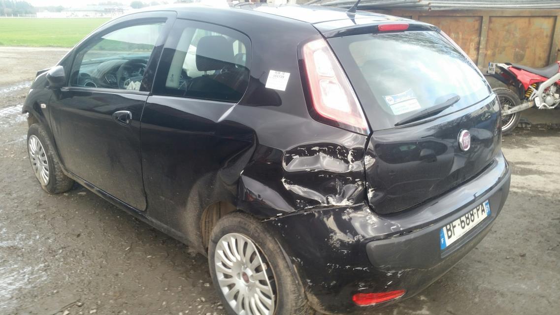 Image Retroviseur droit - FIAT PUNTO EVO 3