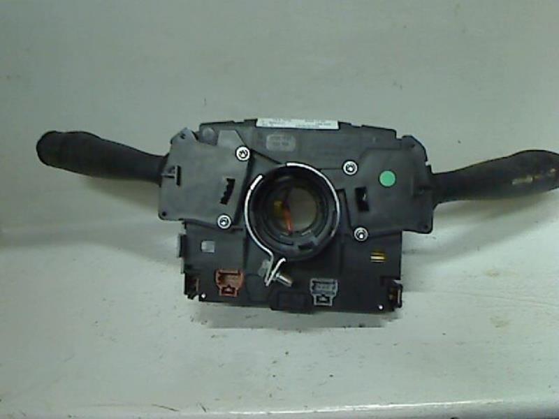 Image Com (Bloc Contacteur Tournant+Commodo Essuie Glace+Commodo Phare) - CITROEN C3 1
