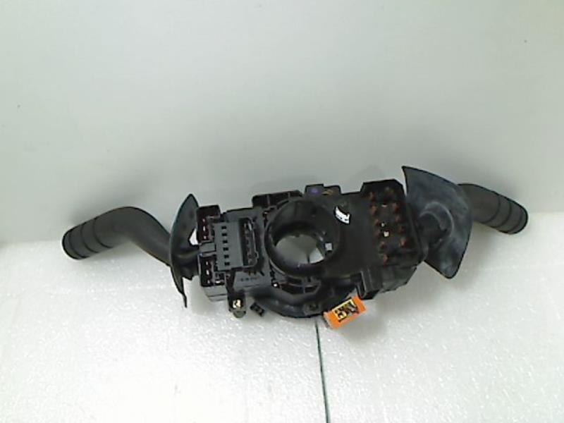 Image Com (Bloc Contacteur Tournant+Commodo Essuie Glace+Commodo Phare) - VOLKSWAGEN FOX